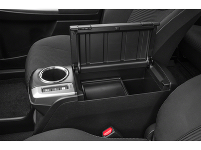 2015 Toyota Prius v Five