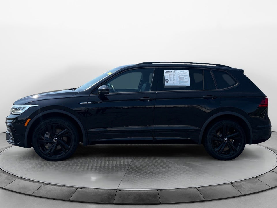 2023 Volkswagen Tiguan SE R-Line Black