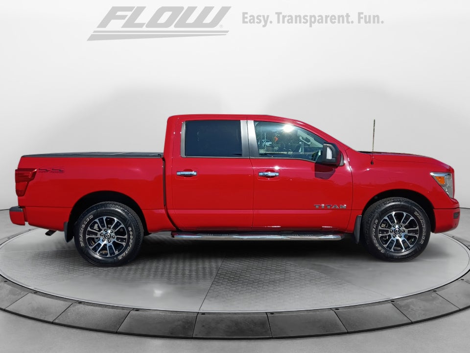 2021 Nissan TITAN SV