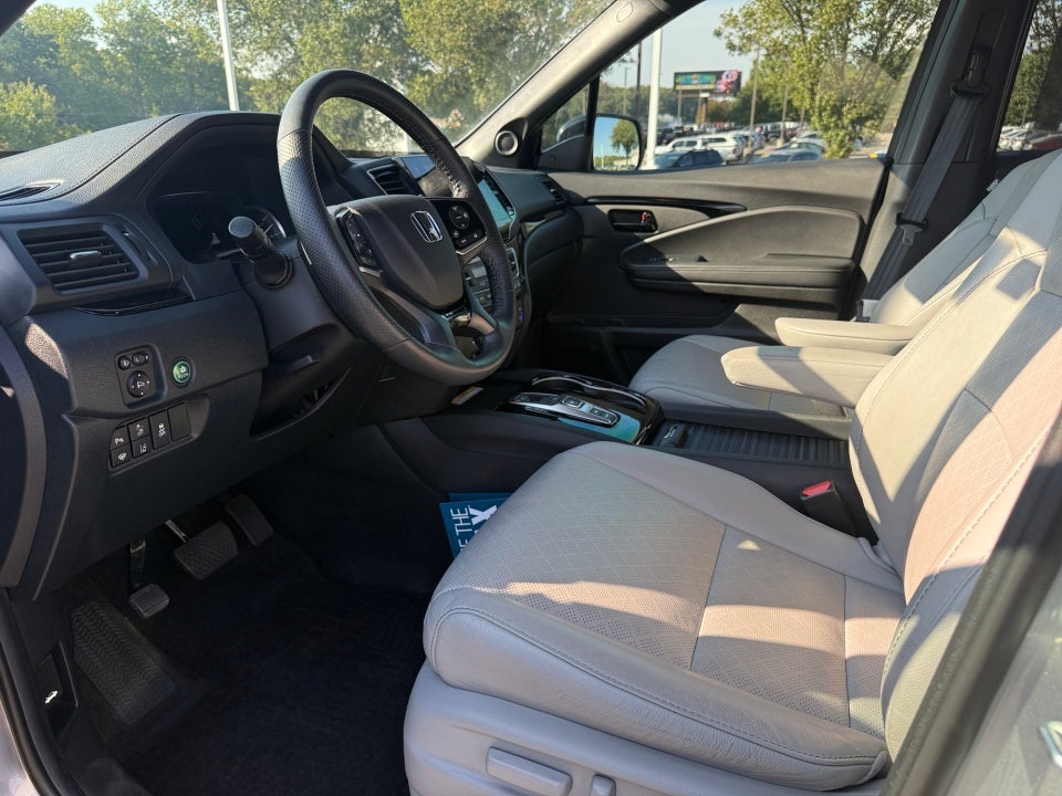 2023 Honda Passport Elite