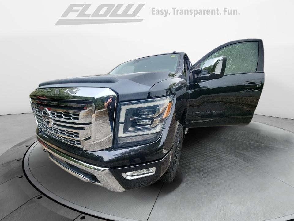 2020 Nissan TITAN SL