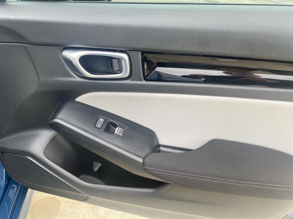 2025 Honda Civic Sport - Photo 31