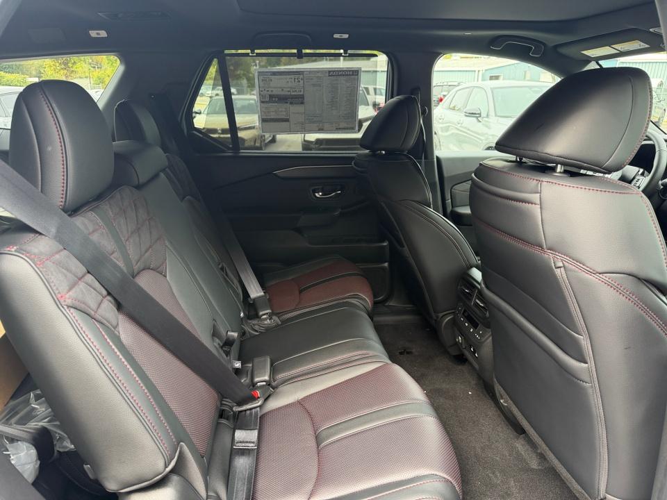 2026 Honda Pilot Black Edition