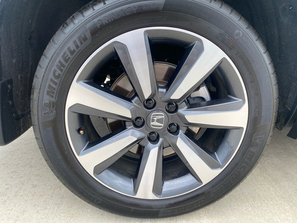 2025 Honda Pilot Touring