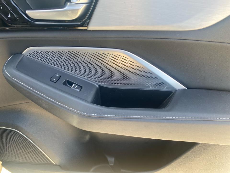 Photo 35