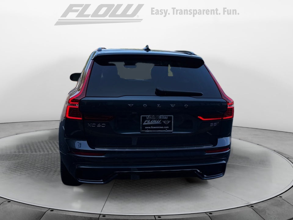 2024 Volvo XC60 Plus Dark Theme
