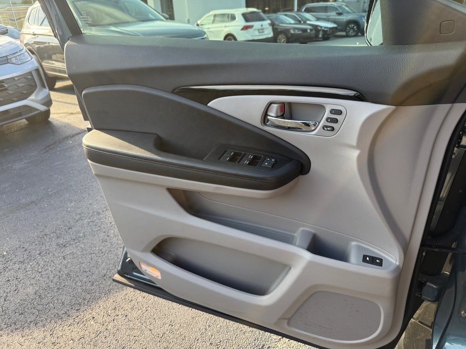2021 Honda Pilot Touring 8-Passenger