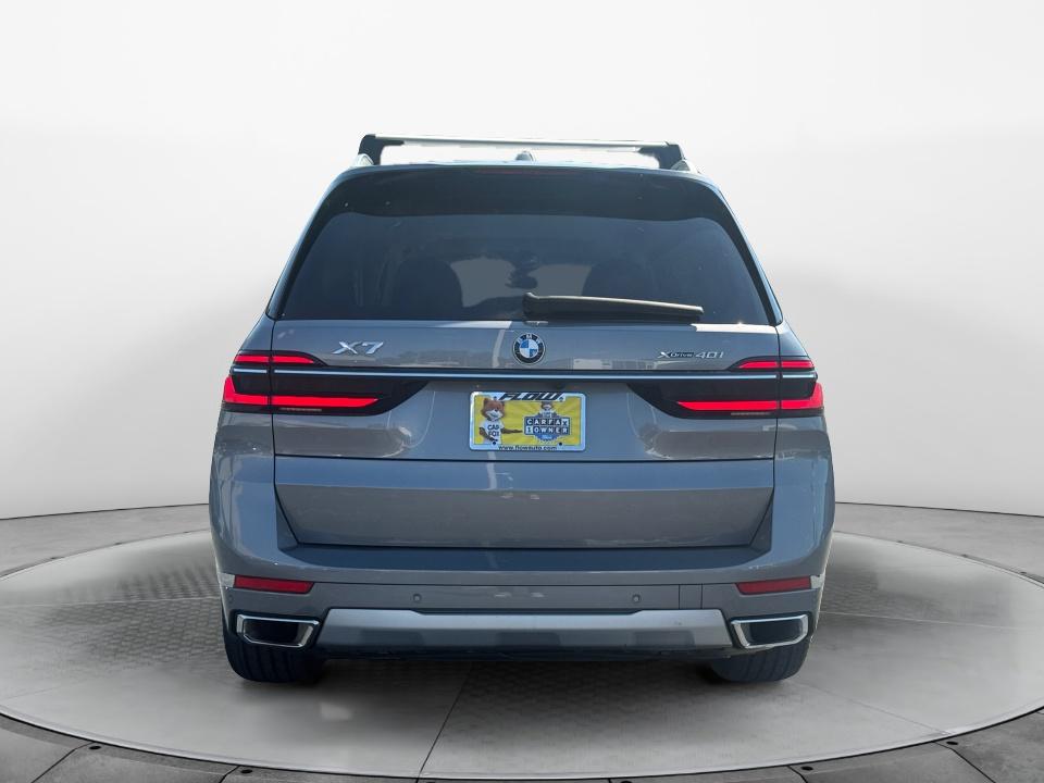 2023 BMW X7 xDrive40i