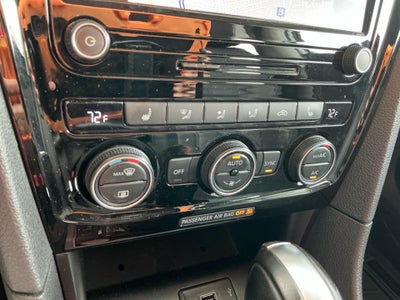 2022 Volkswagen Passat 2.0T Limited Edition