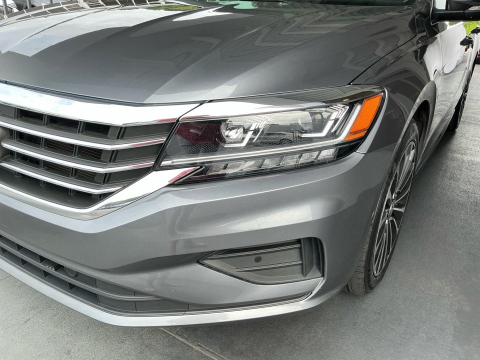 2022 Volkswagen Passat 2.0T Limited Edition