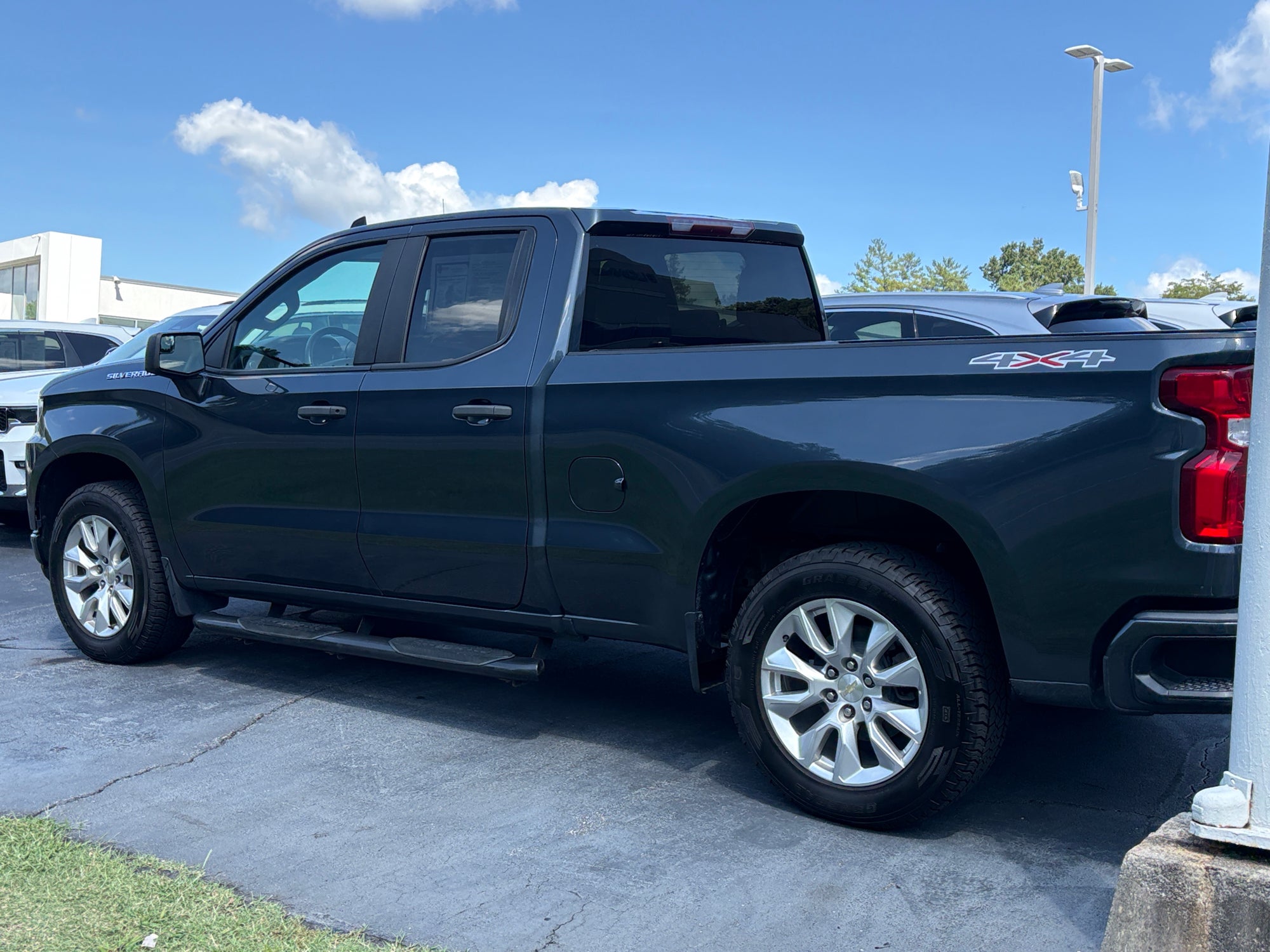 2021 Chevrolet Silverado 1500 Custom