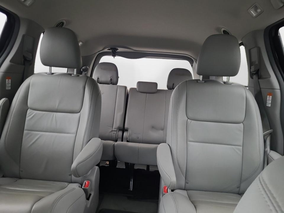 2016 Toyota Sienna XLE