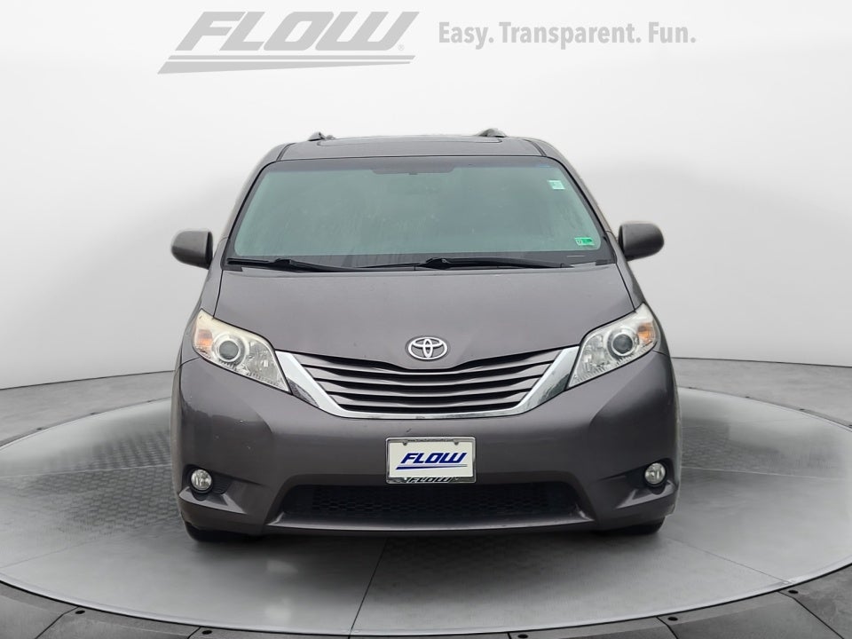 2016 Toyota Sienna XLE