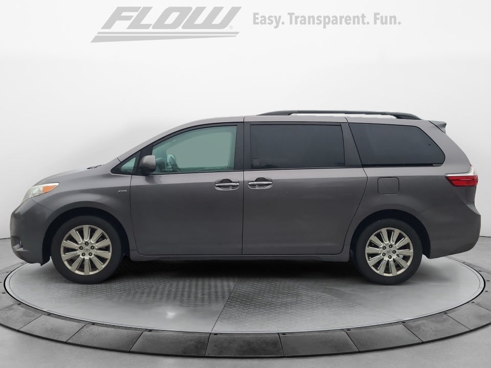 2016 Toyota Sienna XLE