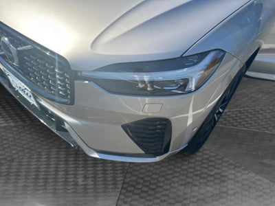 2024 Volvo XC60 Plus Dark Theme