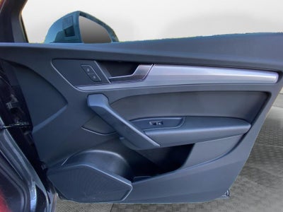 2024 Audi Q5 S line Premium