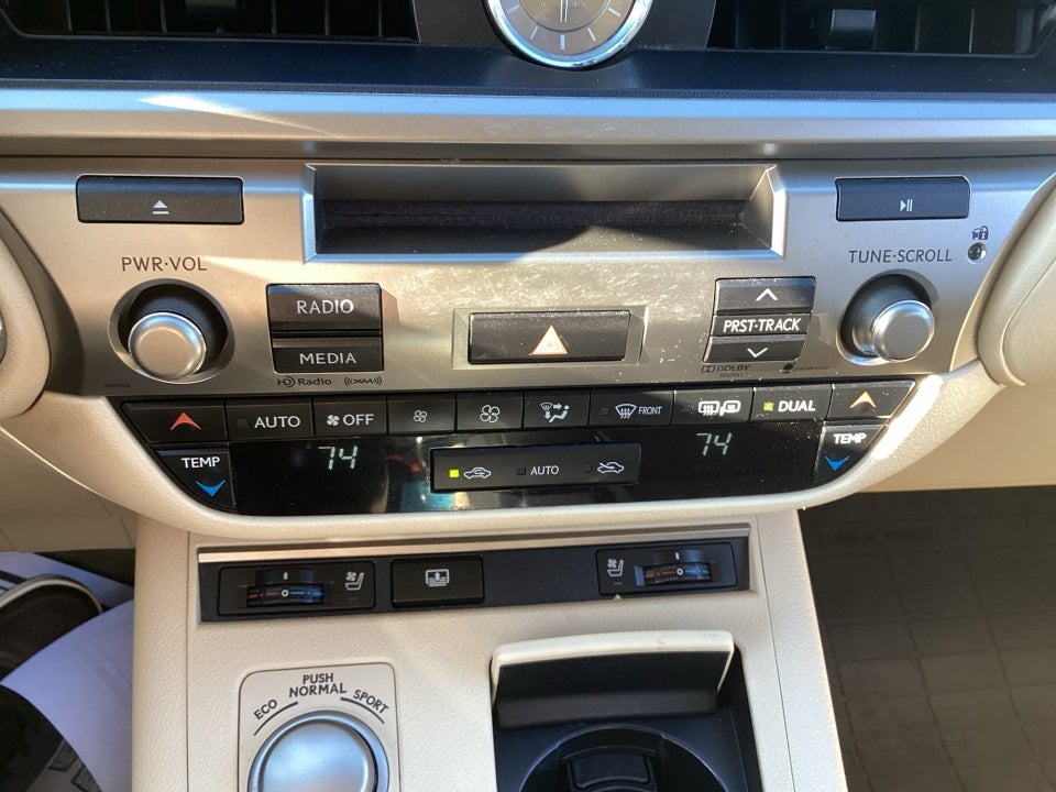2014 Lexus ES 350 4dr Sdn