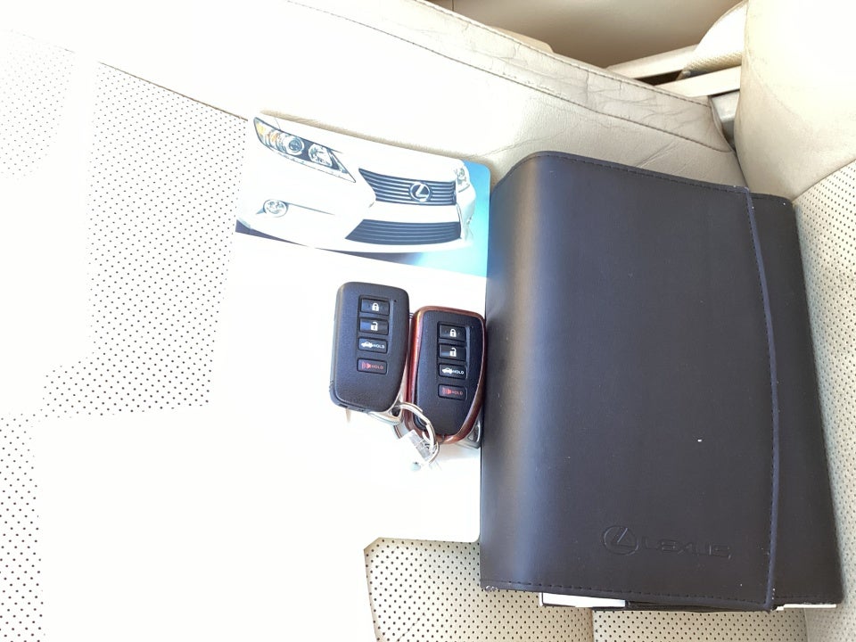 2014 Lexus ES 350 4dr Sdn