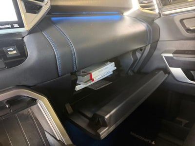 2023 Toyota Tundra i-FORCE MAX Platinum Hybrid