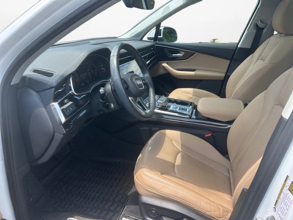 2023 Audi Q7 Premium Plus 45 TFSI quattro Tiptronic