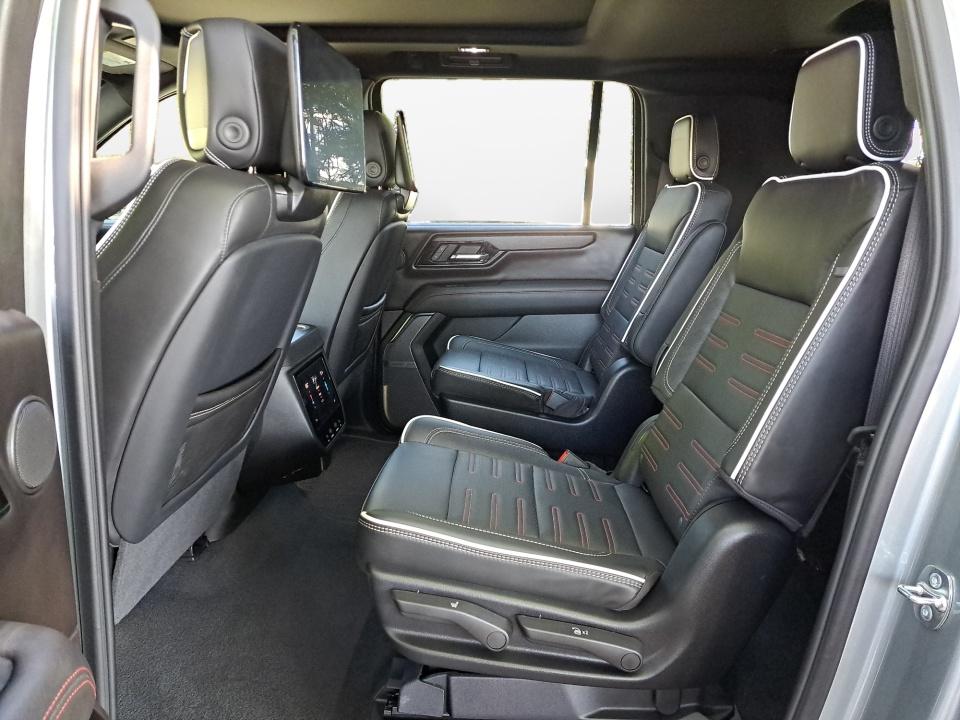 2025 GMC Yukon XL AT4 Ultimate