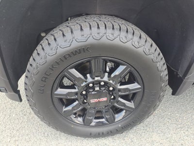 2024 GMC Sierra 2500HD AT4