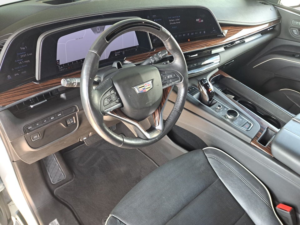 2022 Cadillac Escalade ESV Premium Luxury