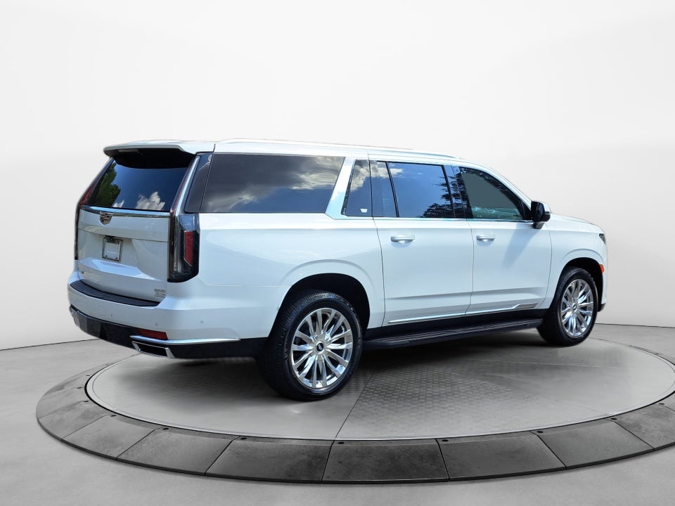 2022 Cadillac Escalade ESV Premium Luxury