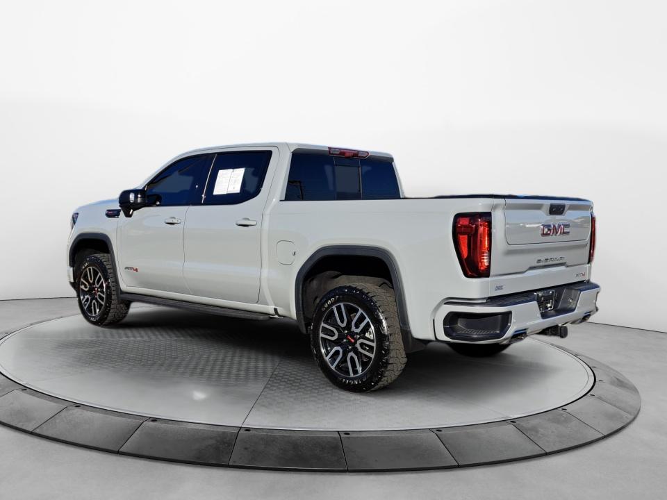2024 GMC Sierra 1500 AT4