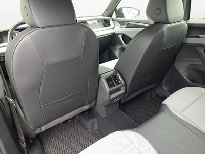 2025 Volkswagen Tiguan SE R-Line Black