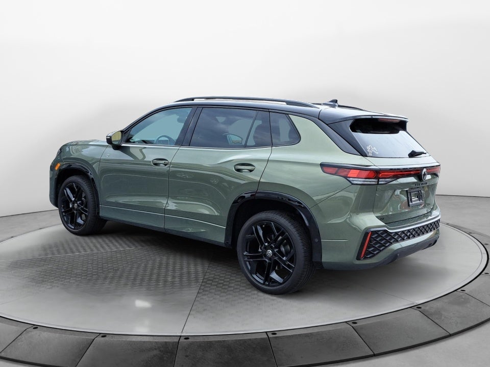 2025 Volkswagen Tiguan SE R-Line Black