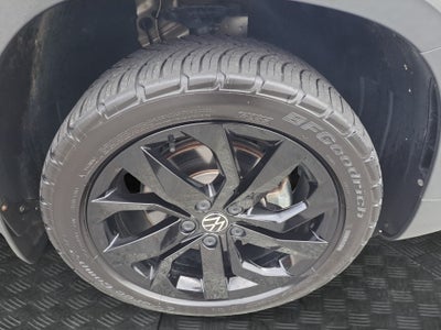 2022 Volkswagen Taos SE