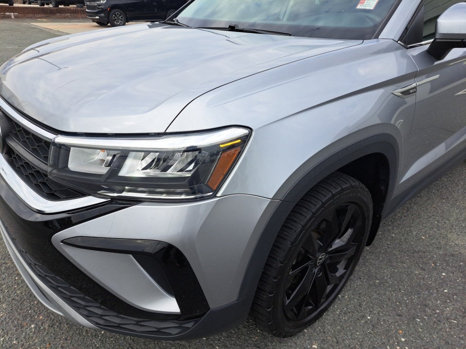 2022 Volkswagen Taos SE