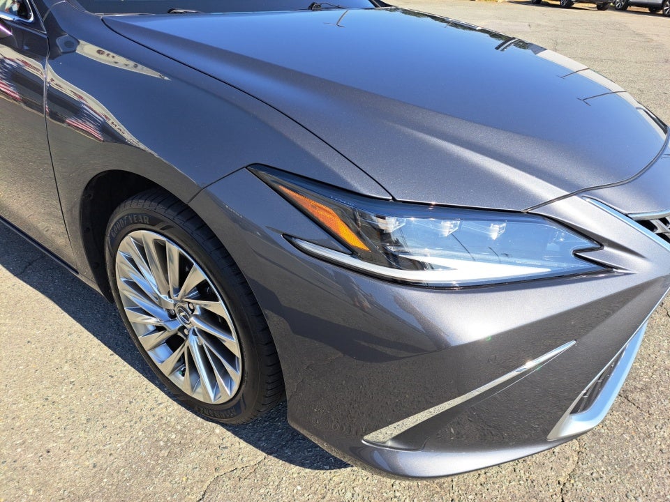 2023 Lexus ES 300h ES 300h Ultra Luxury