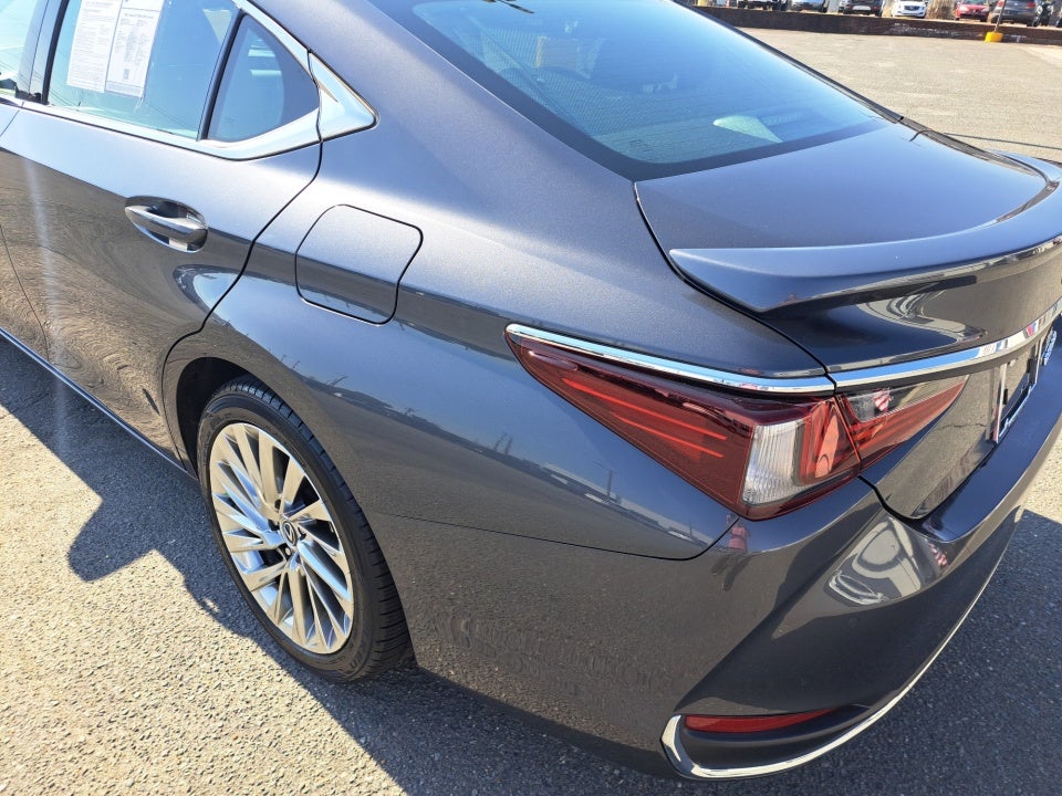 2023 Lexus ES 300h ES 300h Ultra Luxury