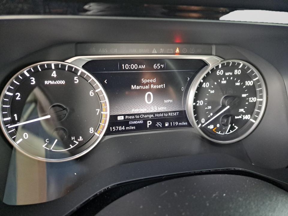 2025 Nissan Pathfinder SV