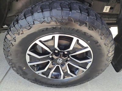 2020 Toyota Tacoma TRD Sport