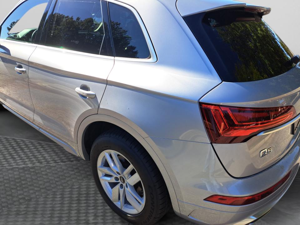2022 Audi Q5 S line Premium