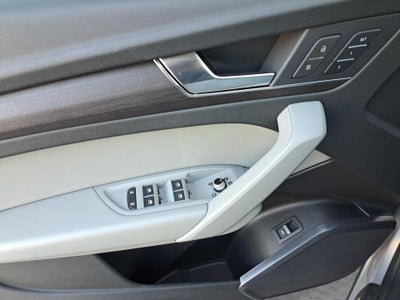 2022 Audi Q5 S line Premium