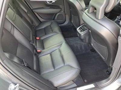 2017 Volvo S90 Momentum