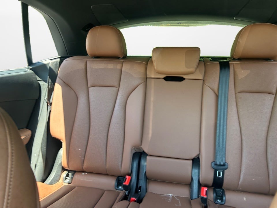 2025 Audi Q8 Premium Plus