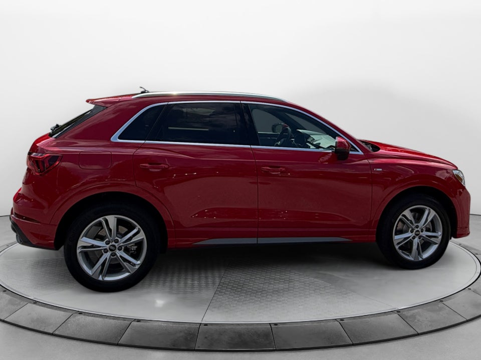 2022 Audi Q3 S line Premium Plus