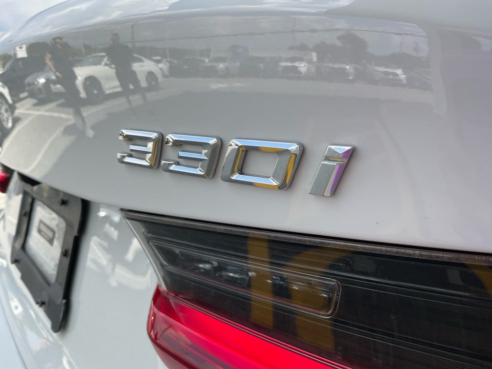 2022 BMW 330i 330i