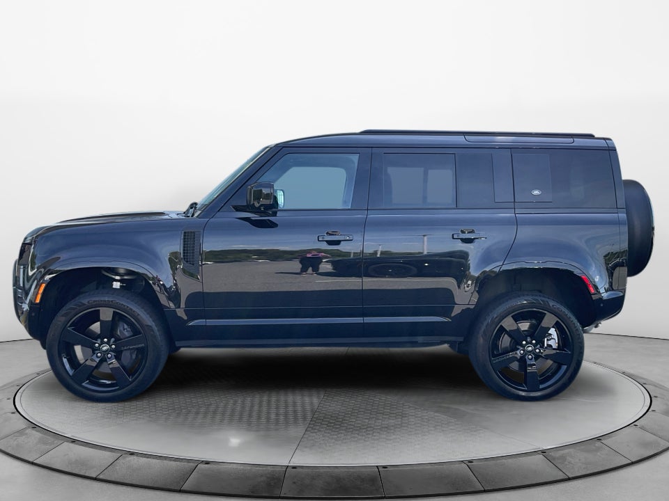 2024 Land Rover Defender X-Dynamic SE