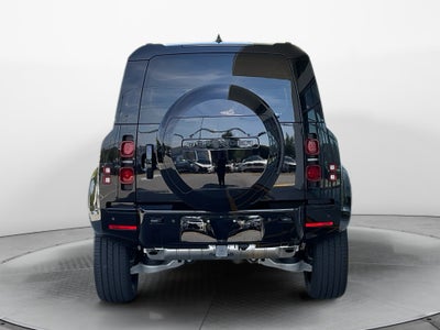2024 Land Rover Defender X-Dynamic SE