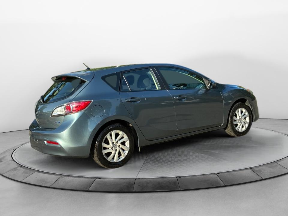 2012 Mazda Mazda3 Hatchback i Touring