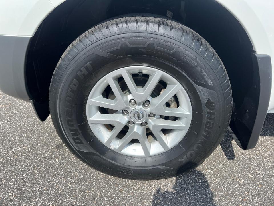 2020 Nissan Frontier SV