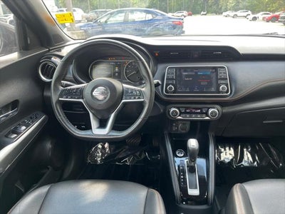 2020 Nissan Kicks SR