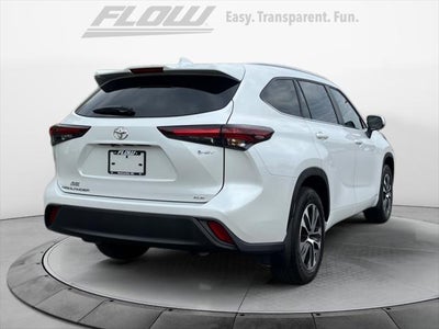 2025 Toyota Highlander Hybrid Hybrid XLE