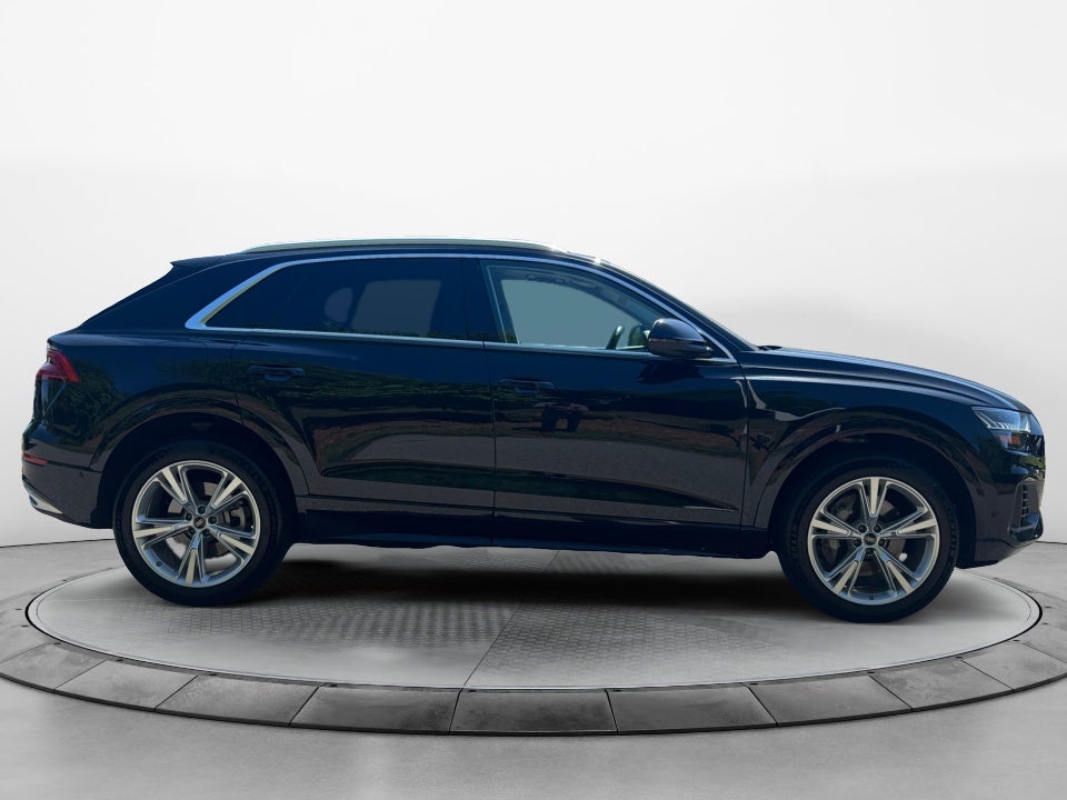 2023 Audi Q8 Premium Plus 55 TFSI quattro Tiptronic